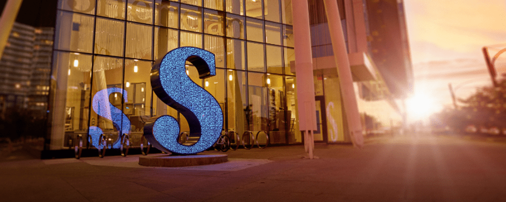 Sheridan "S" statue in front of Hazel McCallion Campus